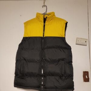 Men's Two-Tone Puffer Vest - Yellow and Black